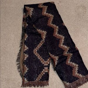 Aritzia Wilfred Diamond Mosaic Blanket Scarf